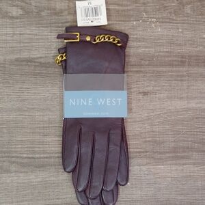 NWT Nine West Leather Driving Gloves With Gold Chain Detail